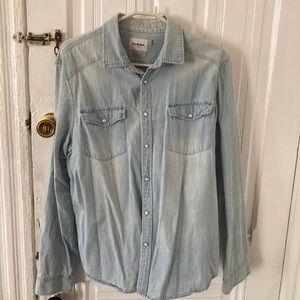 Men’s jean button down